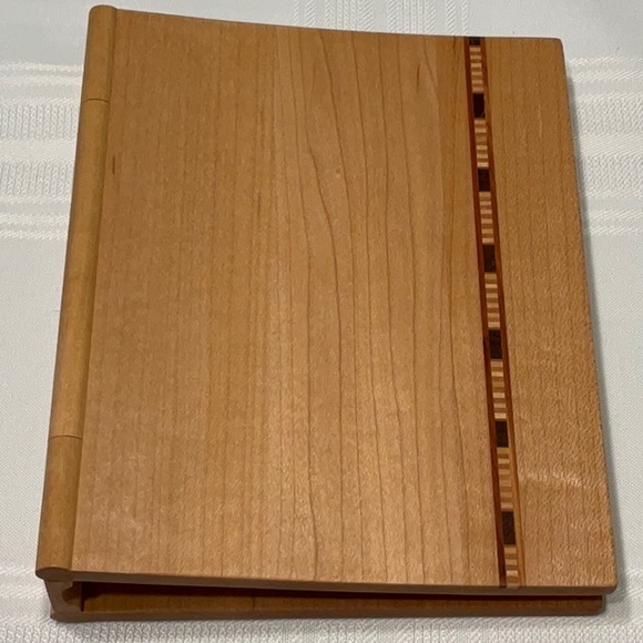 Wishfulwoods Other - Wishfulwoods Solid Maple Hand Crafted Photograph Album